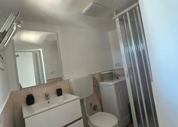 Holiday Apartment * בארי